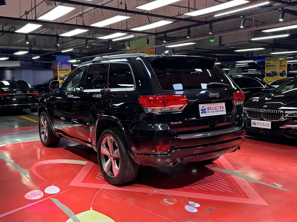 Grand Cherokee imported 2016 3.6L luxury navigation version купить на сайте DeffCars