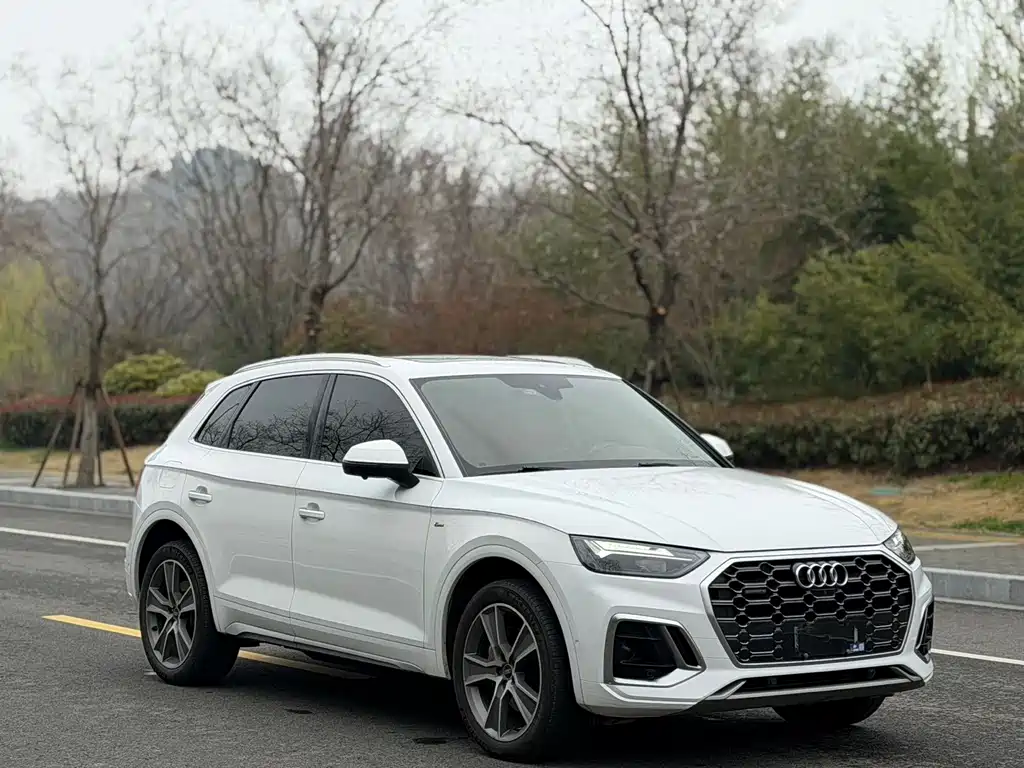 Audi Q5L 2021 45 TFSI luxury and dynamic model купить на сайте DeffCars