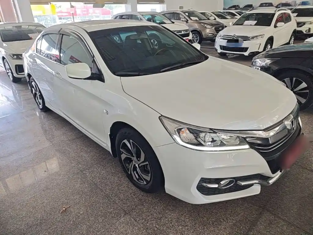Accord 2016 2.0L Elite Edition купить на сайте DeffCars