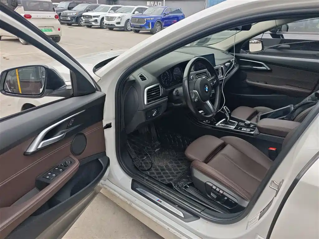 BMW 1 Series 2020 120i M Sports Package купить на сайте DeffCars