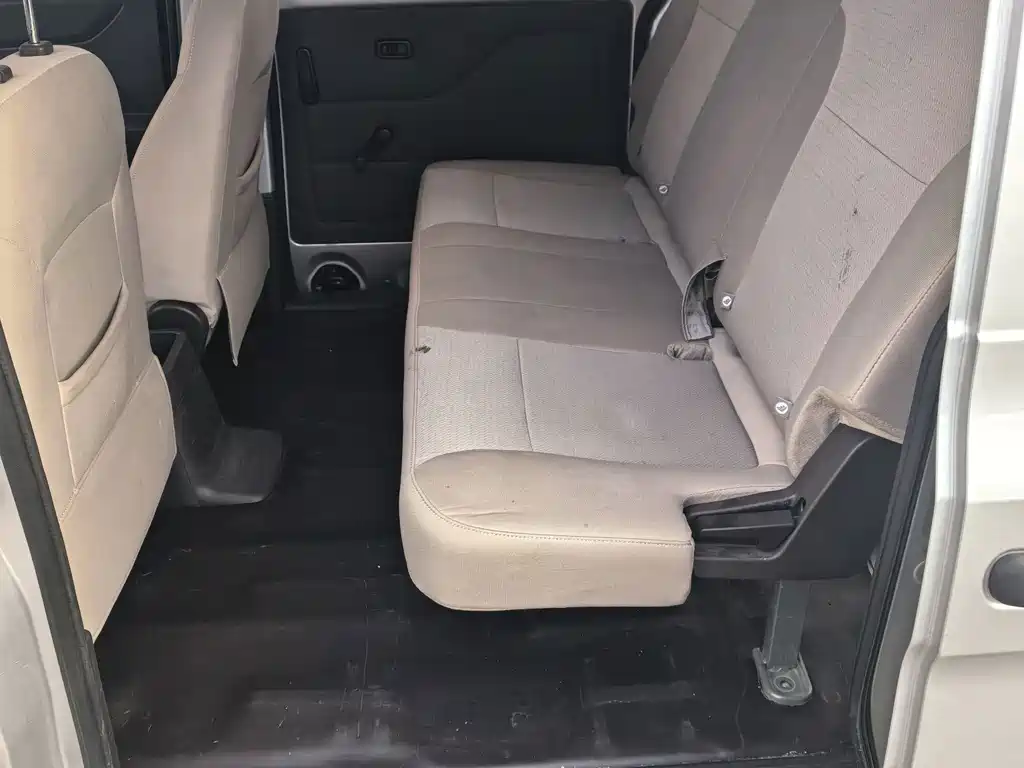 Wuling Hongguang V 2022 1.5L Jinxiang Edition Hydraulic Assist LAR купить на сайте DeffCars