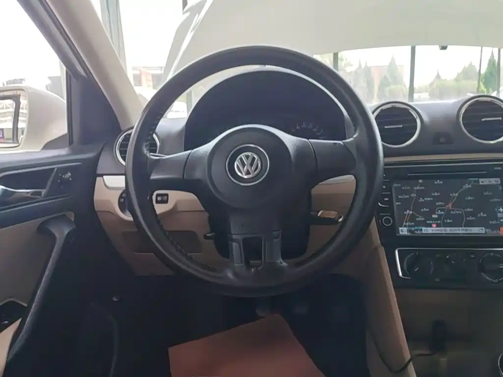 Jetta 2015 1.4L manual comfort model купить на сайте DeffCars