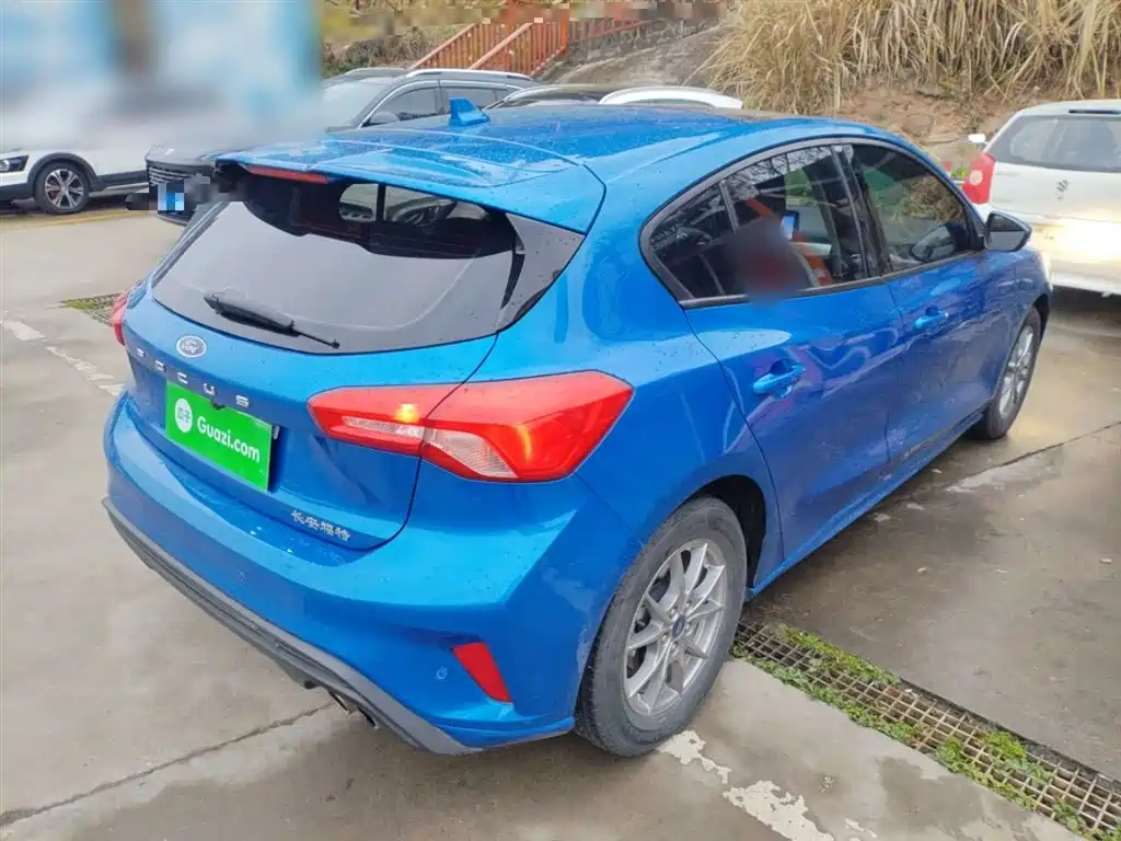 Focus 2020 Hatchback 1.5L Automatic Front Jump купить на сайте DeffCars