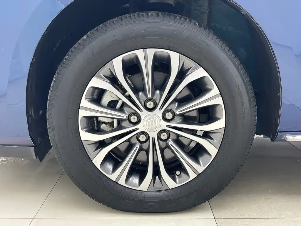 Buick GL8 2023 facelift land business class luxury купить на сайте DeffCars