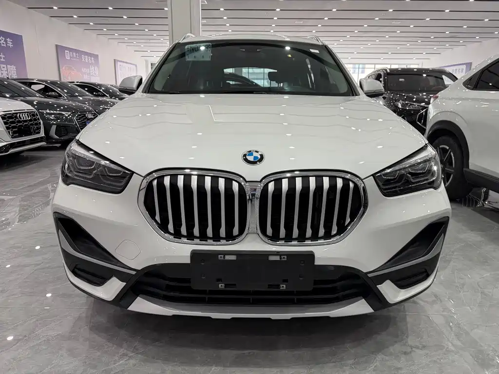 BMW X1 sDrive20Li sleek 2022 купить на сайте DeffCars