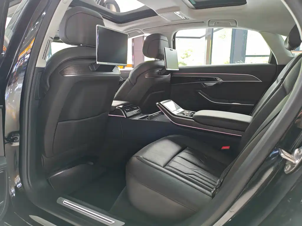 Audi A8 2019 Plus A8L 55 TFSI quattro luxury model купить на сайте DeffCars