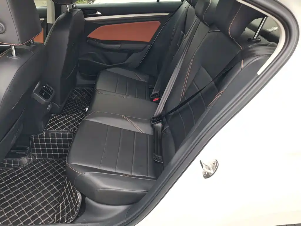 Bora 2023 200TSI DSG Yuexing Edition купить на сайте DeffCars