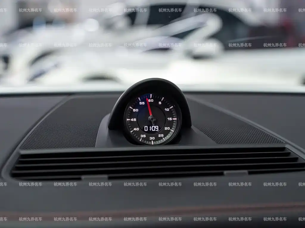 Panamera 2023 Panamera 4 Executive Extended Platinum Edition 2.9T купить на сайте DeffCars