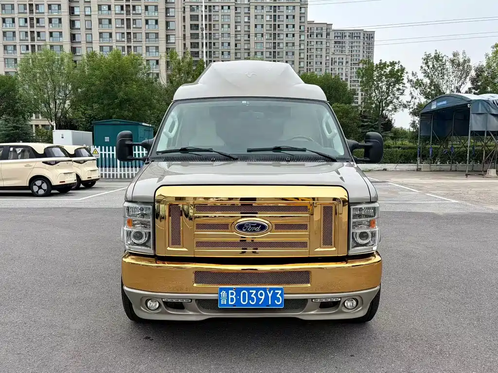 Ford E350 2011 5.4L Platinum Limited Edition купить на сайте DeffCars