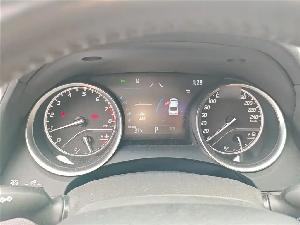 Camry 2021 2.0G Deluxe Edition купить на сайте DeffCars