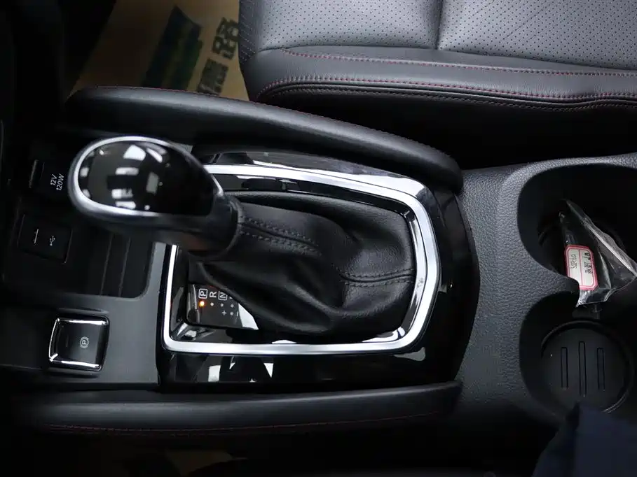 Qashqai 2021 2.0L CVT Deluxe Edition купить на сайте DeffCars