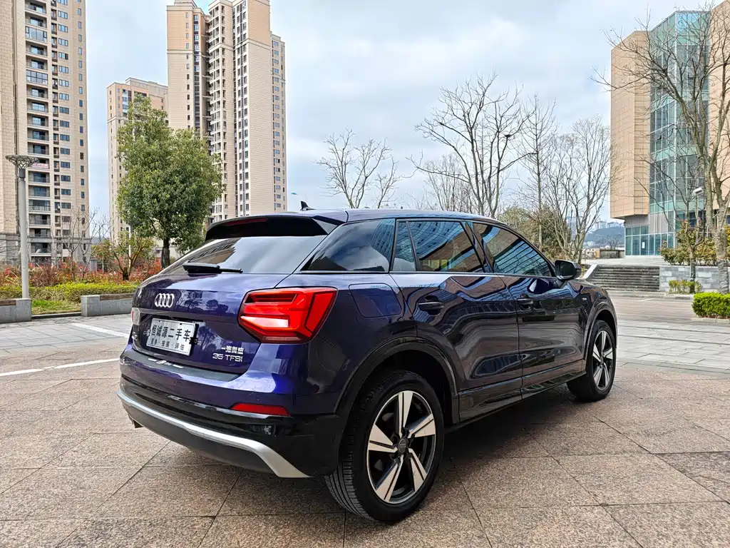 Audi Q2L 2020 35 TFSI fashionable and dynamic купить на сайте DeffCars