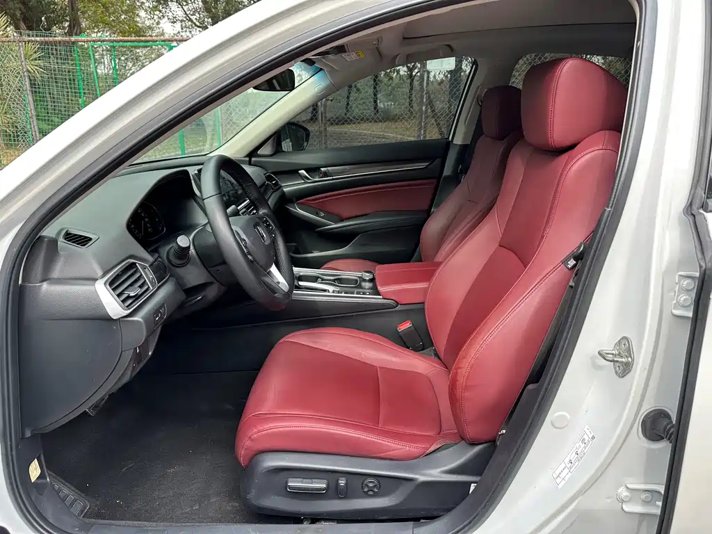 Accord 2022 260TURBO Magic Night Premium Edition купить на сайте DeffCars