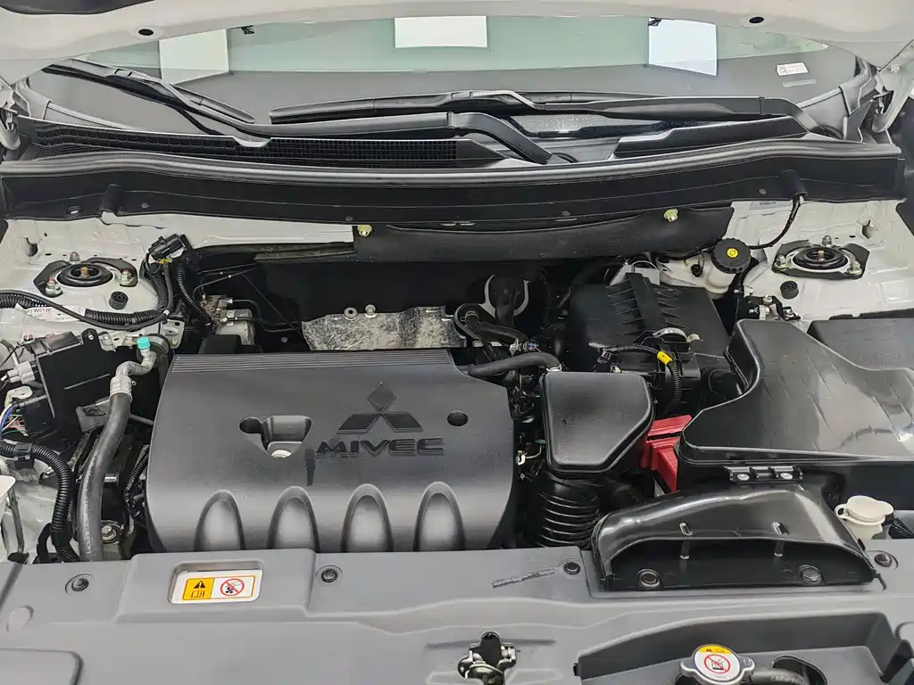 Outlander 2021 facelift 2.0L 2WD Enjoy Edition 5 seats купить на сайте DeffCars