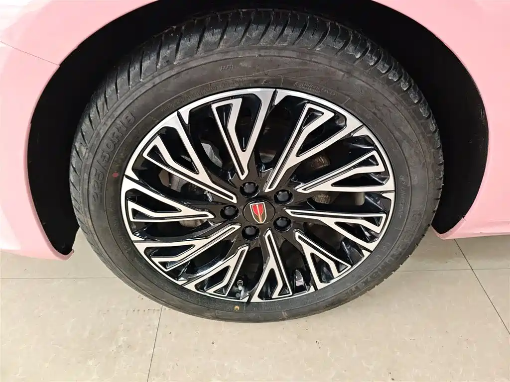 Hongqi H5 2023 2.0T Automatic Zhilianqichang Edition купить на сайте DeffCars