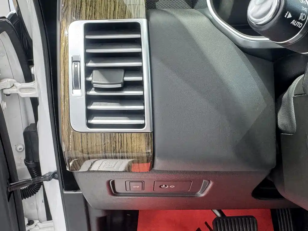 2019 Range Rover 3.0 SCV6 Legendary Edition купить на сайте DeffCars