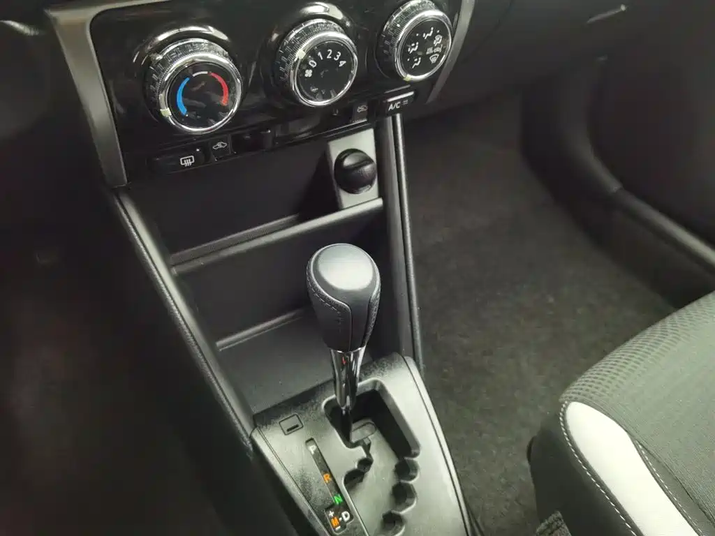 YARiS L Zhixuan 2020 Zhixuan X 1.5L CVT leading version купить на сайте DeffCars