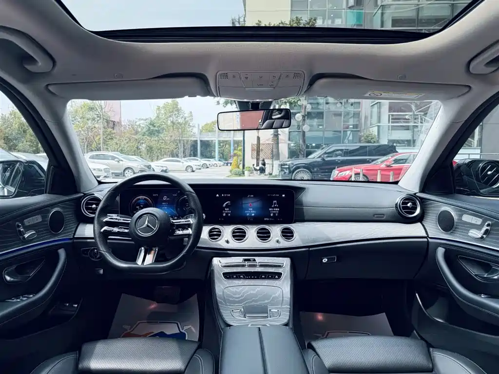 Mercedes-Benz E-Class New Energy 2022 facelift E 350 e L plug-in hybrid sedan купить на сайте DeffCars