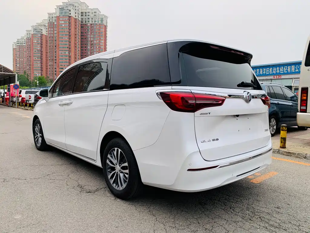 Buick GL8 2023 ES Lu Zun Comfort Type купить на сайте DeffCars