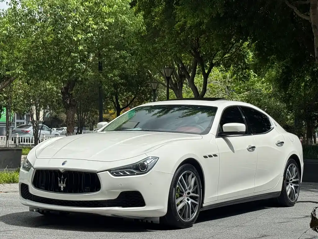 Ghibli 2014 3.0T Standard Edition купить на сайте DeffCars
