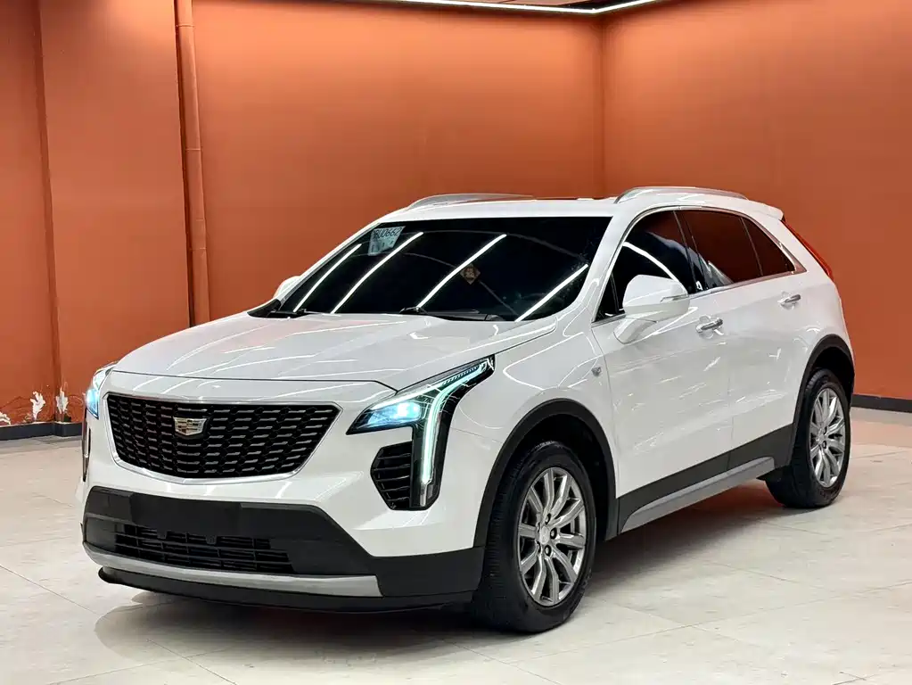 Cadillac XT4 2018 28T two-wheel drive luxury model купить на сайте DeffCars