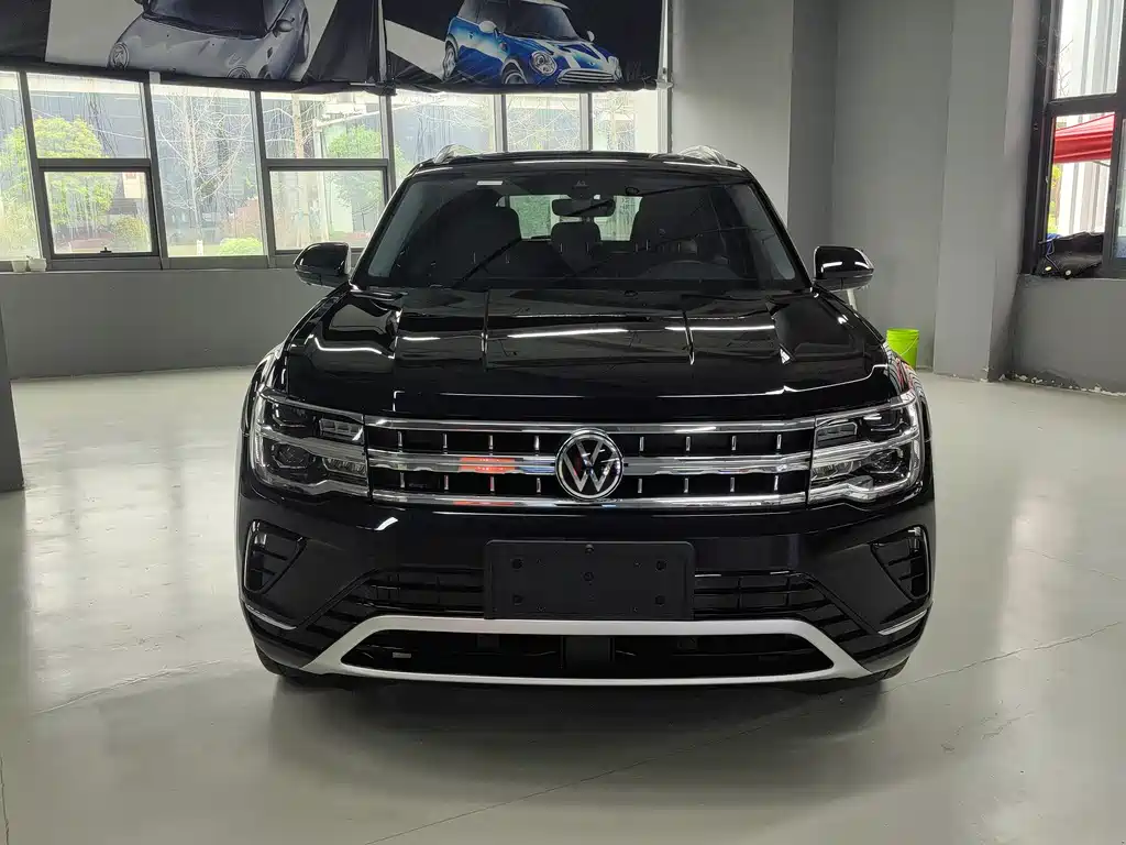 Touron 2023 380TSI four-wheel drive luxury version купить на сайте DeffCars
