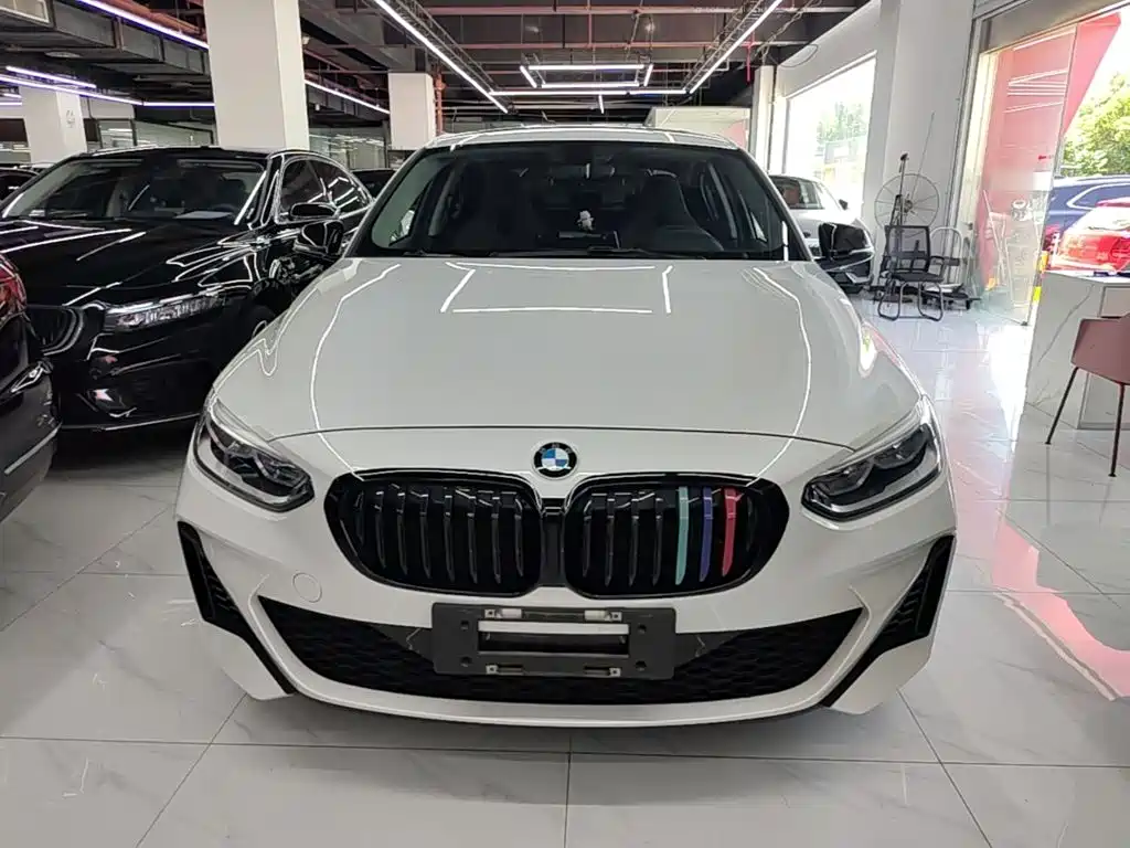 BMW 1 Series 2023 125i M Sports Night Edition купить на сайте DeffCars