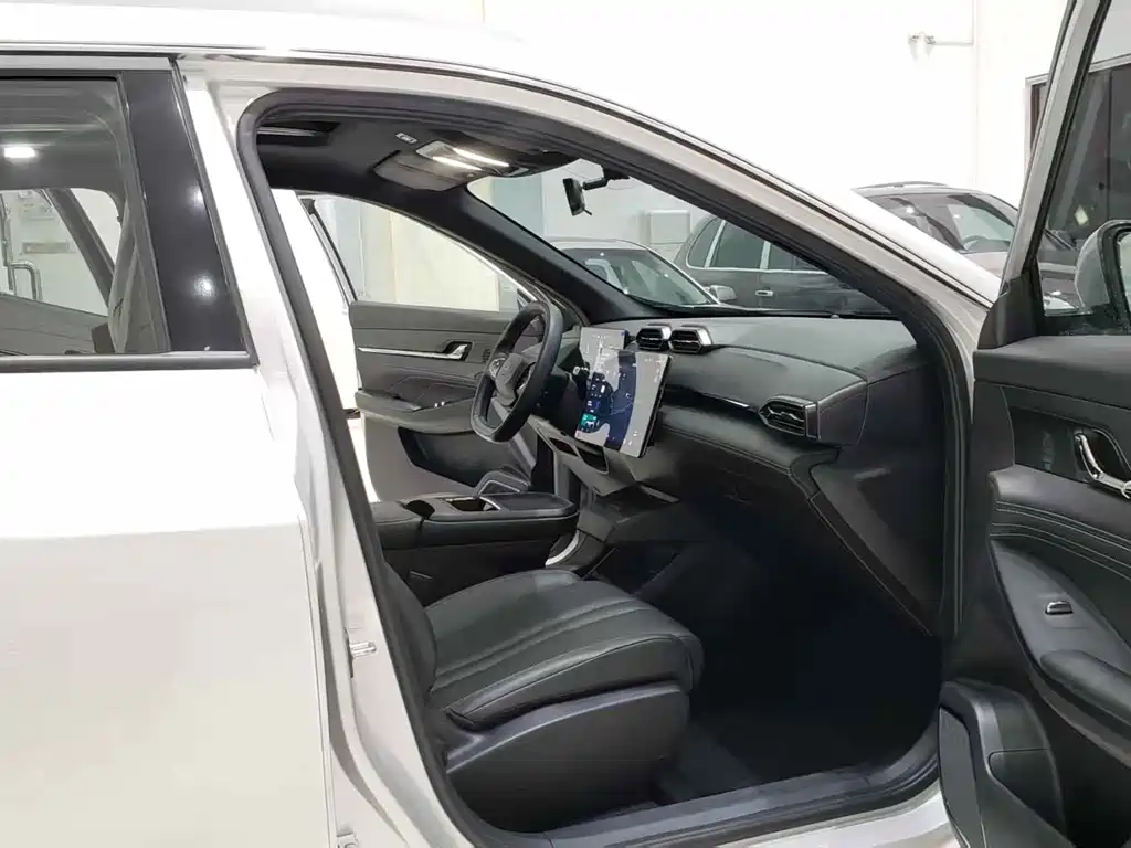 Dongfeng Fengshen L7 2024 518 Pro купить на сайте DeffCars