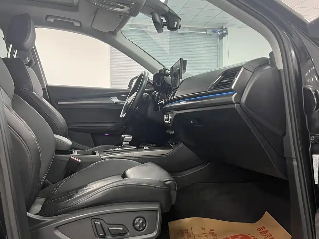 Audi Q5L 2022 40T luxury and dynamic model купить на сайте DeffCars