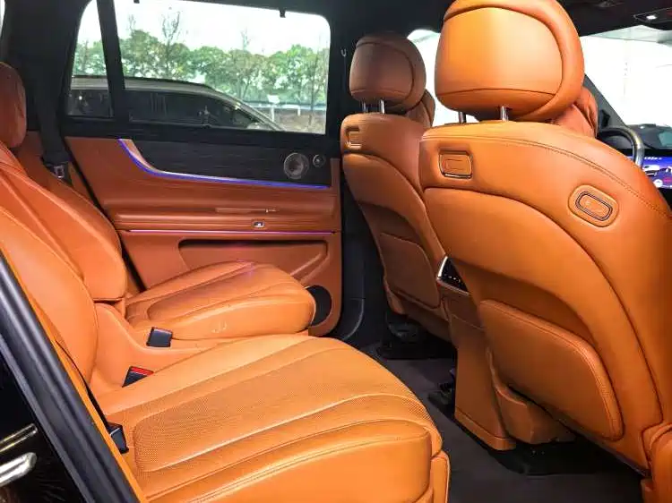 Wenjie M9 2024 extended range Ultra version 42kWh 6-seater version купить на сайте DeffCars