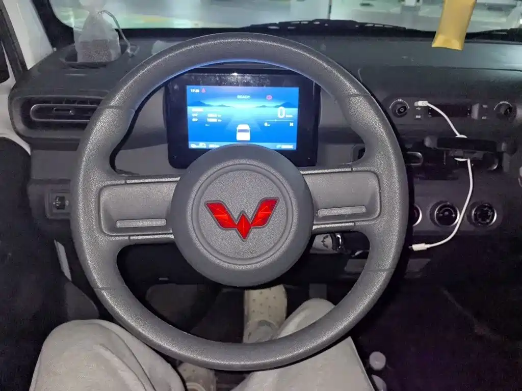 Wuling Zhiguang New Energy 2025 305km Enterprising Type купить на сайте DeffCars