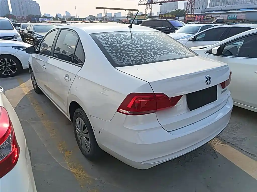 Santana 2021 1.5L automatic fashion version купить на сайте DeffCars