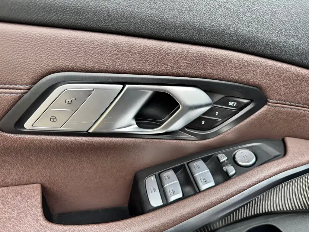 BMW 3 Series 2022 320Li M Sports Package купить на сайте DeffCars