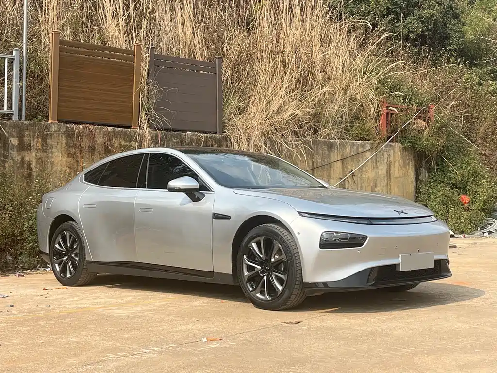 Xpeng P7 2022 480E купить на сайте DeffCars