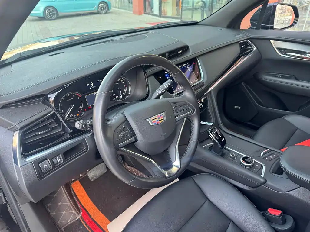 Cadillac XT6 2022 2.0T six-seat four-wheel drive stylish model купить на сайте DeffCars