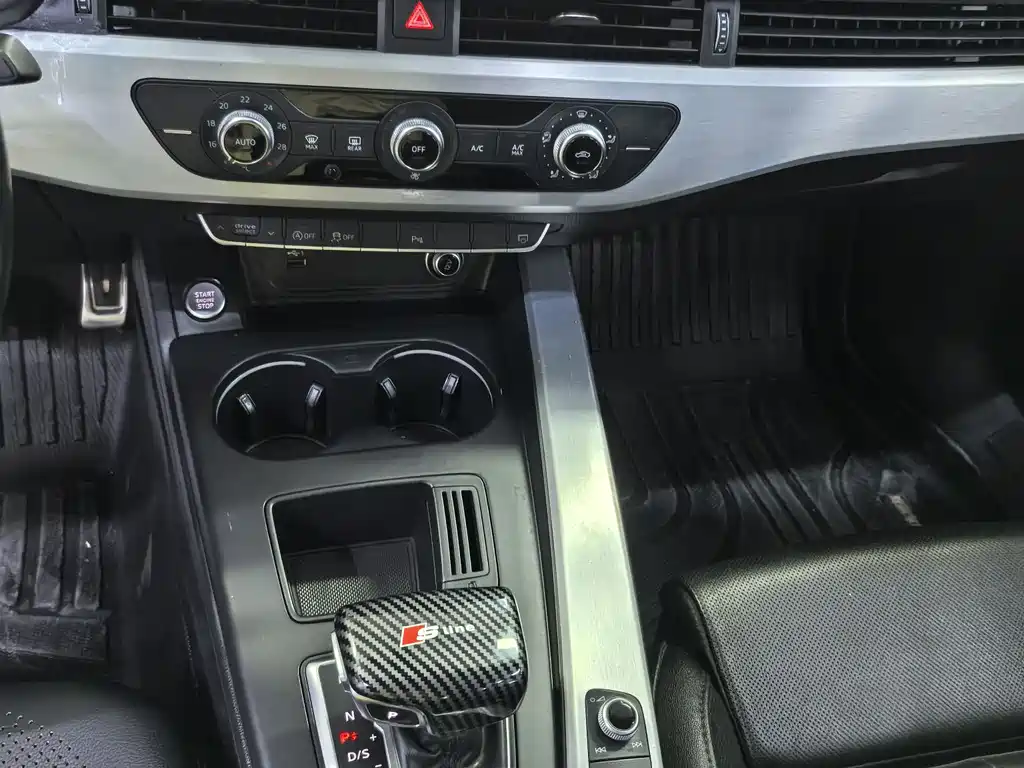 Audi A4L 2020 40 TFSI Fashionable and Dynamic купить на сайте DeffCars