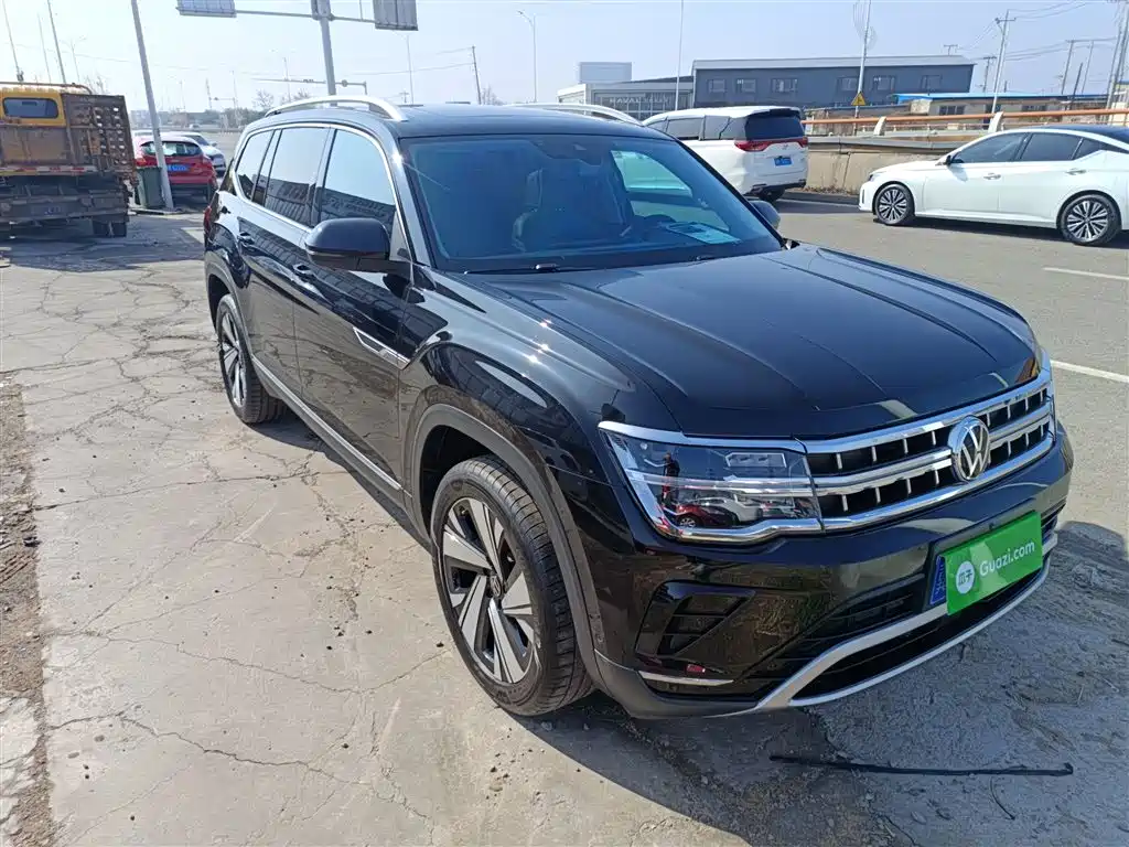 Touron 2024 380TSI four-wheel drive luxury version купить на сайте DeffCars