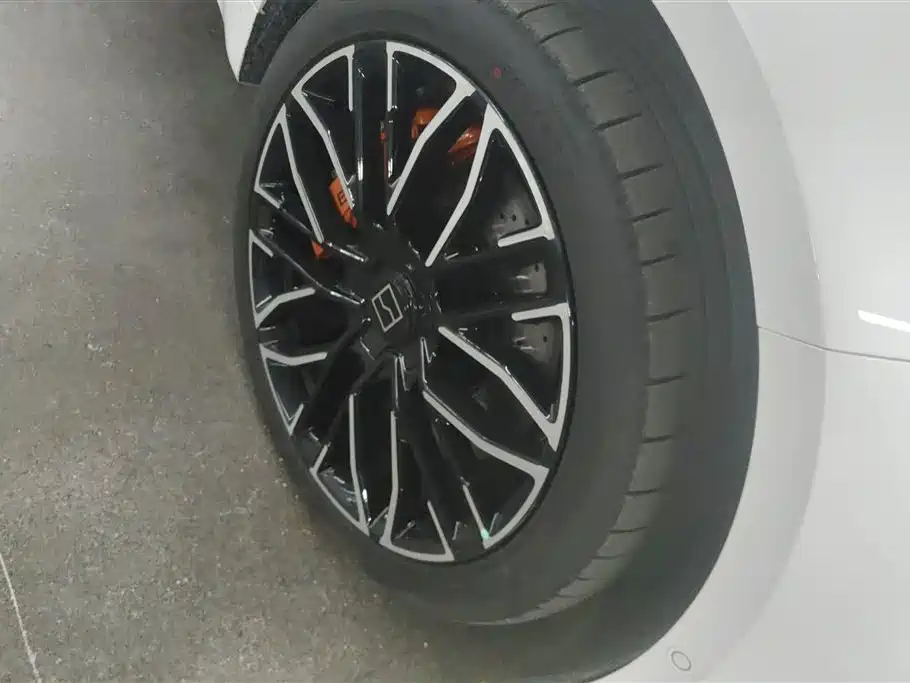 Jikrypton 001 2025 YOU version 100kWh four-wheel drive купить на сайте DeffCars