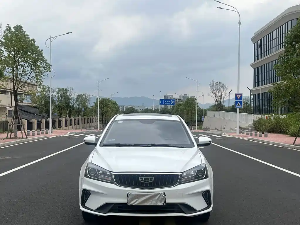 Emgrand 2021 UP 1.5L CVT luxury model купить на сайте DeffCars