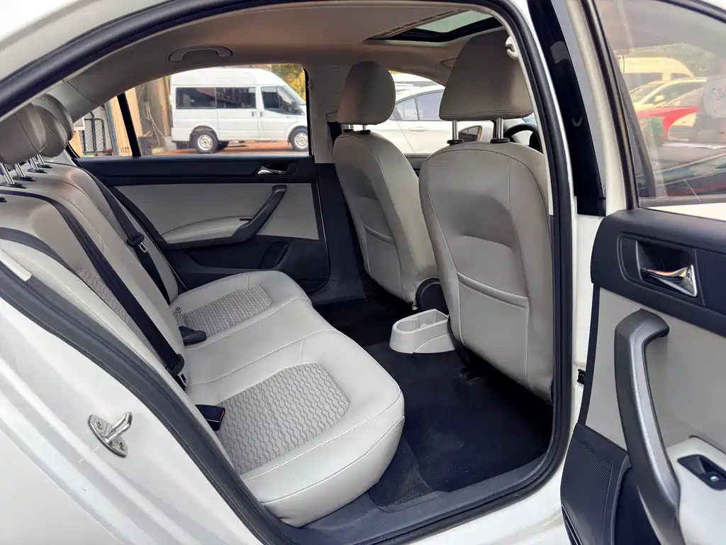 Xinrui 2016 1.6L automatic version купить на сайте DeffCars