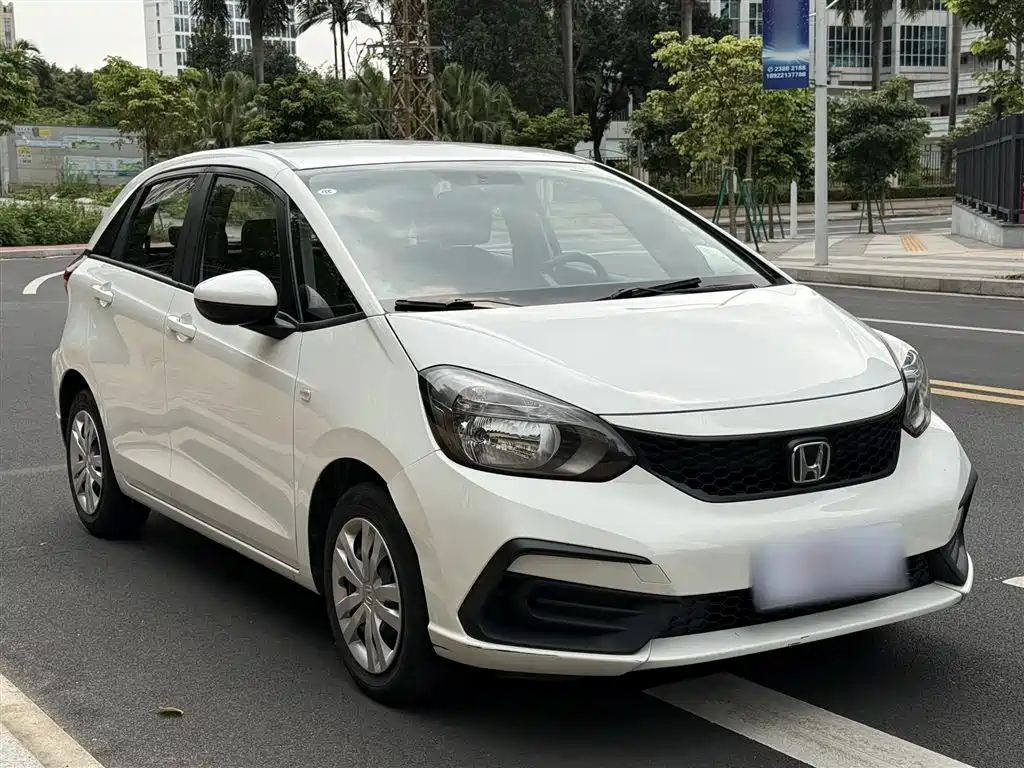 Fit 2021 1.5L CVT Trendy Edition купить на сайте DeffCars