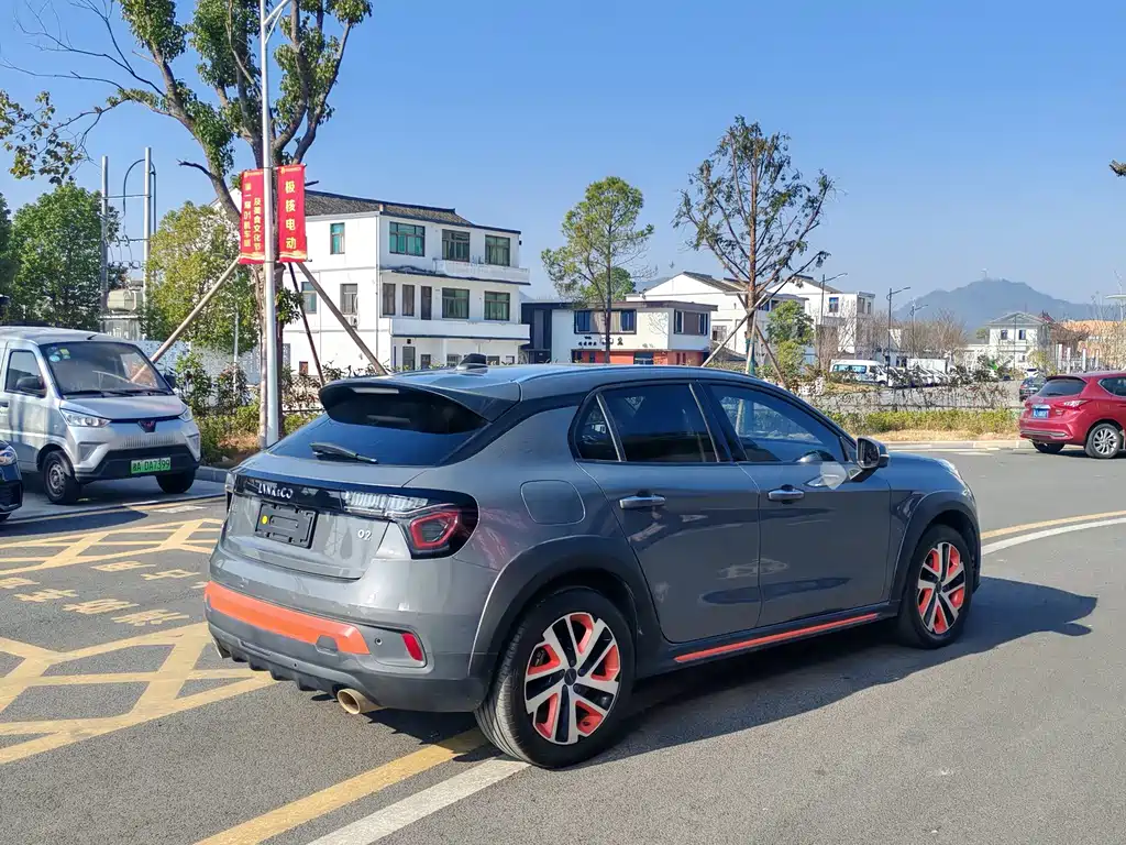 Lynk & Co 02 2021 1.5TD DCT 2WD Champion Edition купить на сайте DeffCars