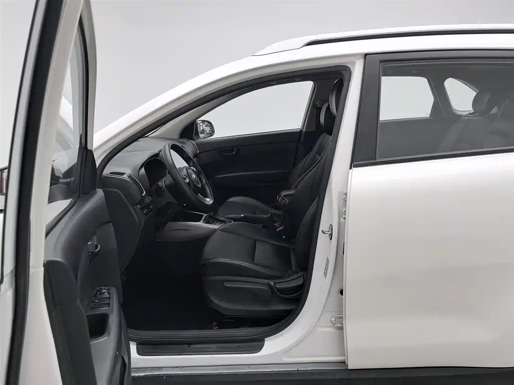 KX3 Ao Pao 2017 1.6L automatic Aoya version купить на сайте DeffCars