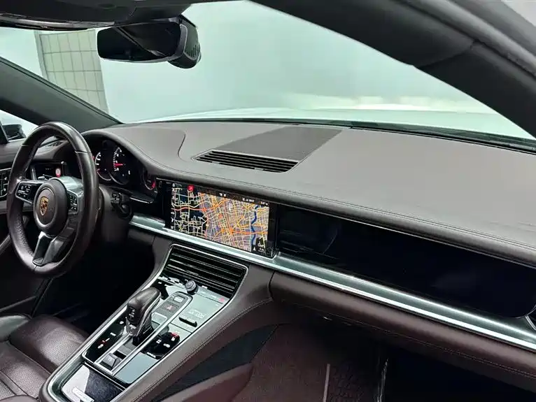 Panamera 2017 Panamera 4 Executive Extended Edition 3.0T купить на сайте DeffCars