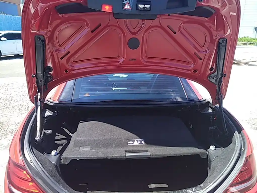 Mercedes-Benz SLC 2016 SLC 200 Dynamic купить на сайте DeffCars