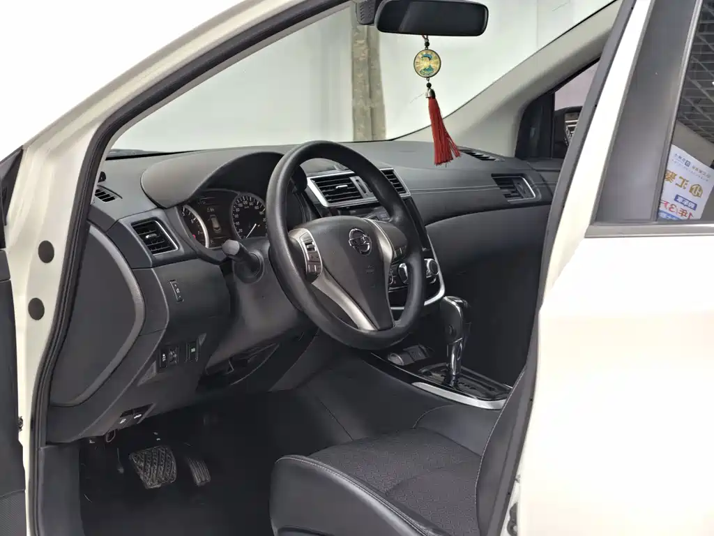 Tiida 2020 1.6L CVT Smart Travel Edition купить на сайте DeffCars