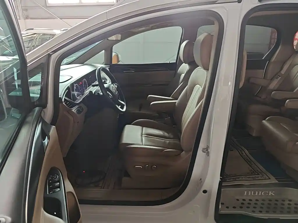 Buick GL8 2021 ES Lu Zun 653T Exclusive model купить на сайте DeffCars