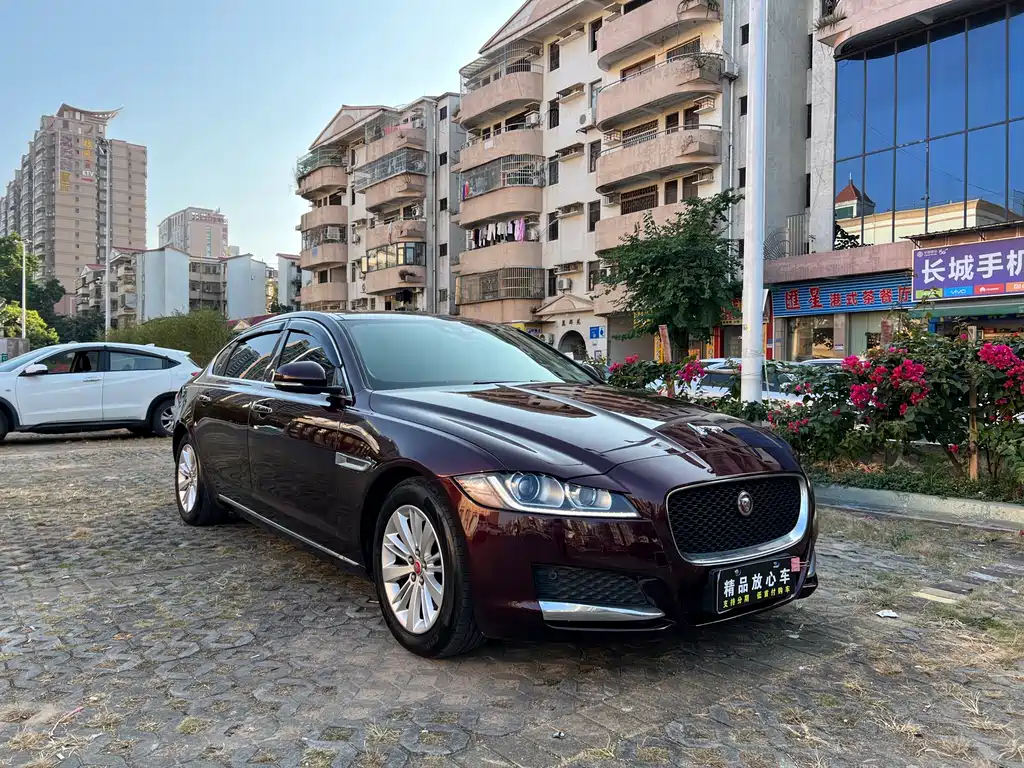 Jaguar XFL 2017 XFL 2.0T 240PS Deluxe Edition купить на сайте DeffCars