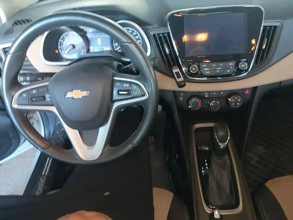 Cruze 2022 320 Automatic Sunroof Edition купить на сайте DeffCars