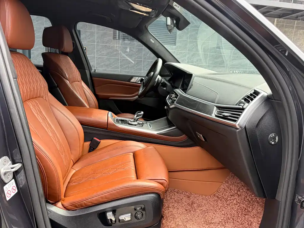 BMW X7 2019 xDrive40i Exclusive M Sports Package купить на сайте DeffCars